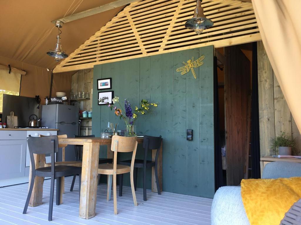 Glamping Aan De Plas Vinkeveen Exterior foto