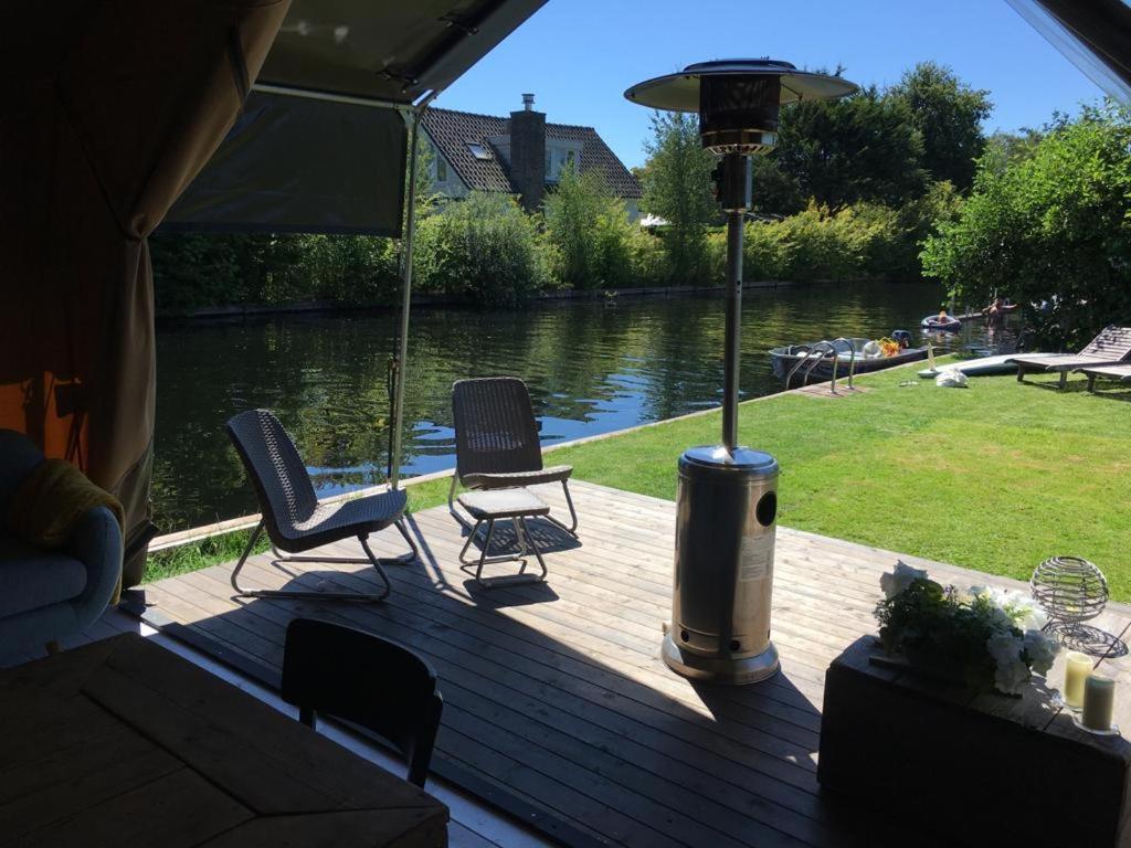 Glamping Aan De Plas Vinkeveen Exterior foto